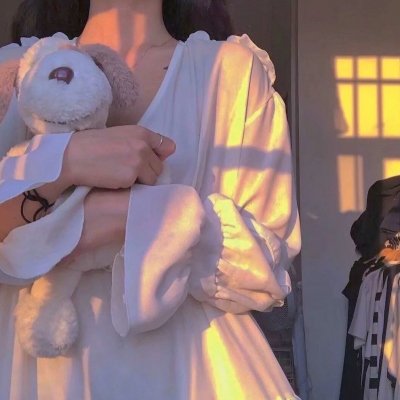 毛衣女郎